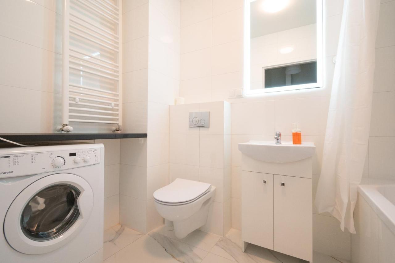 Apartament Alpha Лодз Екстериор снимка
